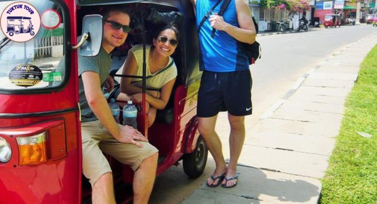 Tour guiado en tuk tuk con guía local en Madrid.